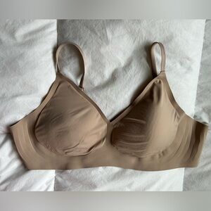 EBY Seamless Wireless Comfort Bra in Light Brown